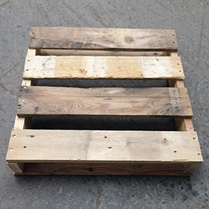 Custom 25x25 Pallets